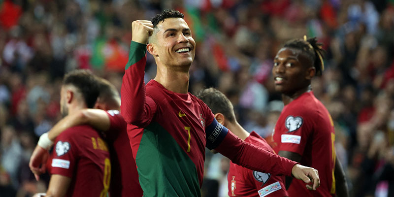 Ronaldo giải nghệ chưa - Thực hư tin đồn "giật gân"